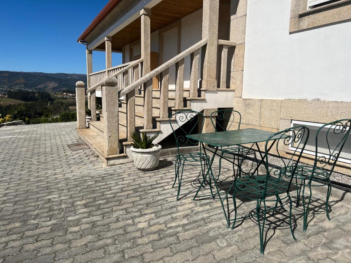 Cerdeirinhas De Basto "Piso Q 4" Daire Canedo de Basto Dış mekan fotoğraf