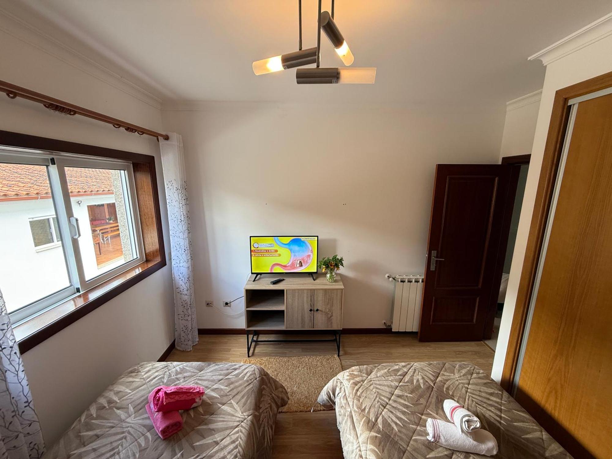 Cerdeirinhas De Basto "Piso Q 4" Daire Canedo de Basto Dış mekan fotoğraf