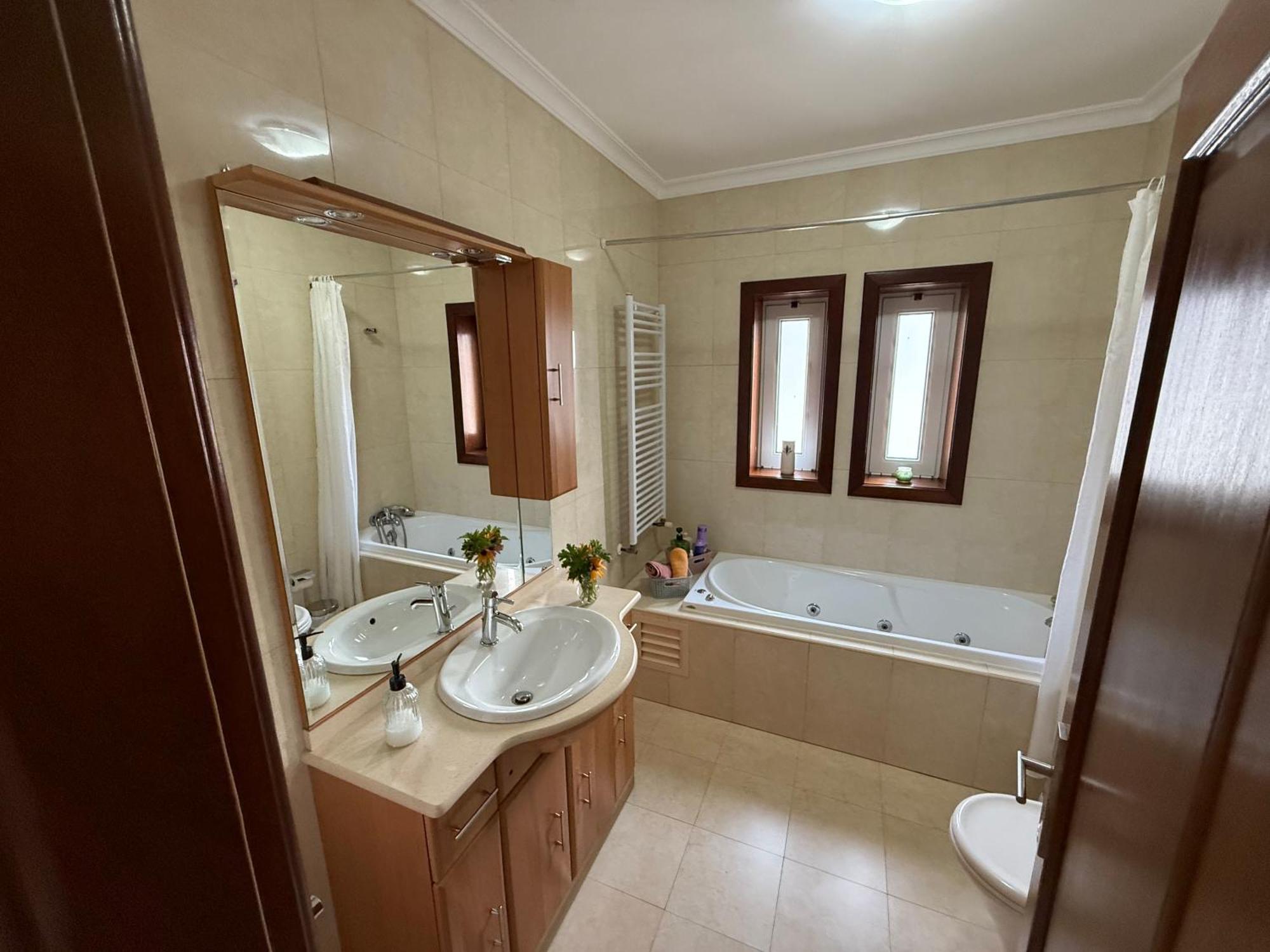 Cerdeirinhas De Basto "Piso Q 4" Daire Canedo de Basto Dış mekan fotoğraf